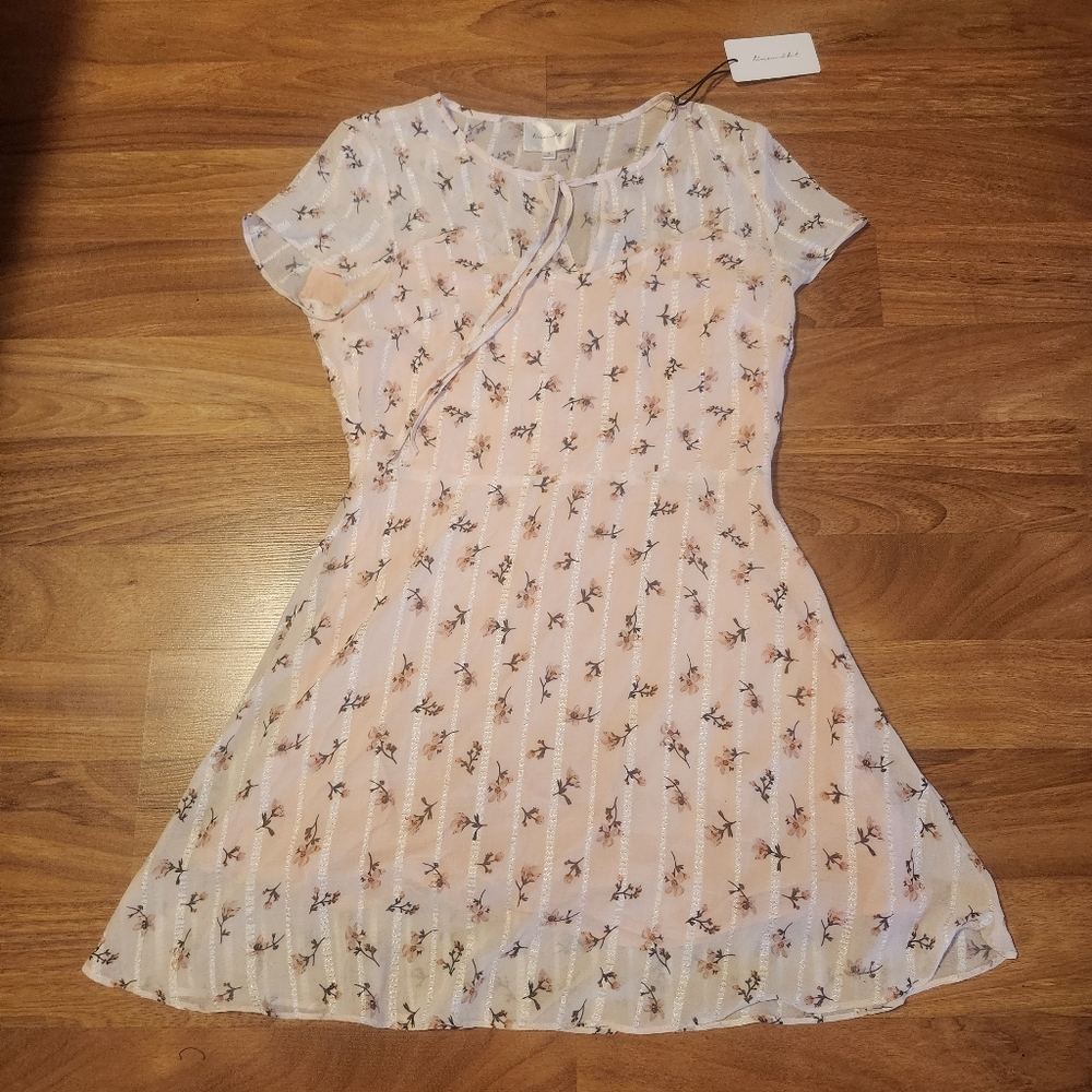 Line & Dot Floral Mini Dress - White and Pink